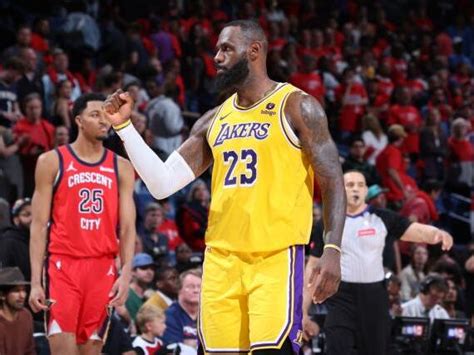 lakers vs pelicans results|Lakers vs. Pelicans final score, results: LeBron James and LA cruise to.